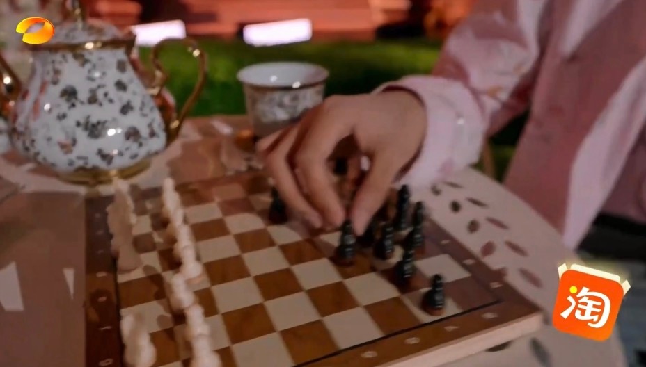 最近你过得怎样象棋已经学会了吗可是这次没有人把你的象换掉了 