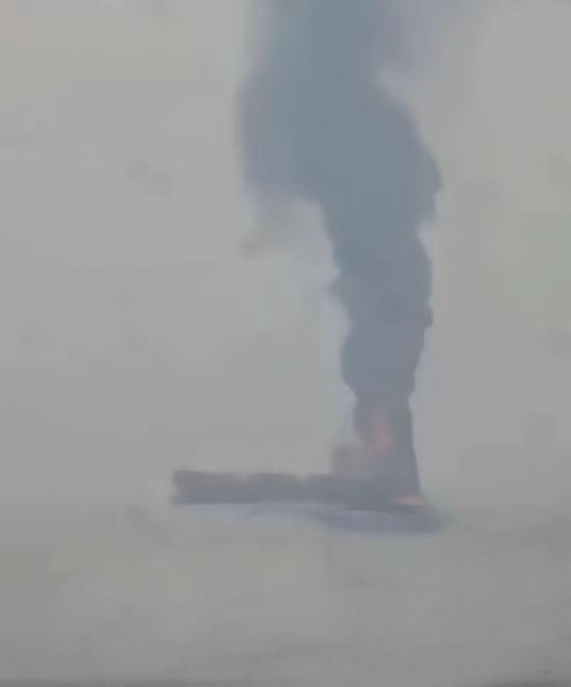 伊朗这次封锁霍尔木兹海峡，可不是嘴上吓唬人，是来真的！悬挂帕劳国旗的“天光”号油