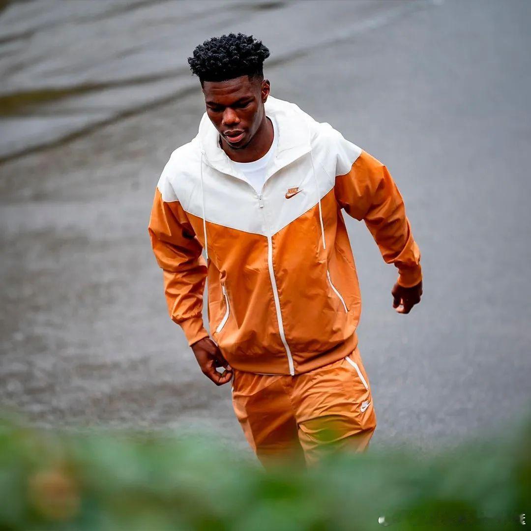 楚阿梅尼: Waterproof 🇫🇷🤙🏾 ​​​