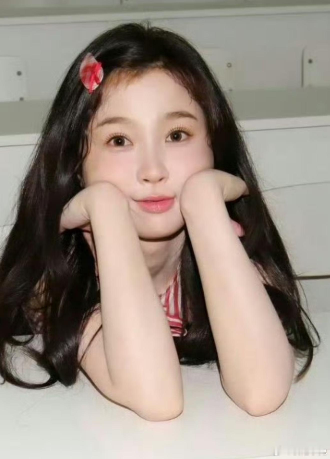 说真的家人们 这两个有可比性吗 肯定都不是一个级别的不要老是拿双轨和许我耀眼比再