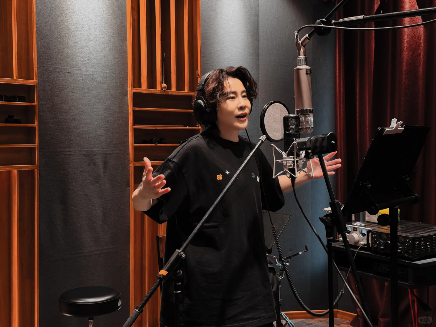 王濛 浪姐乘风2026官宣阵容 居然把王濛请来了！有濛主在，谁划水都逃不过她的眼