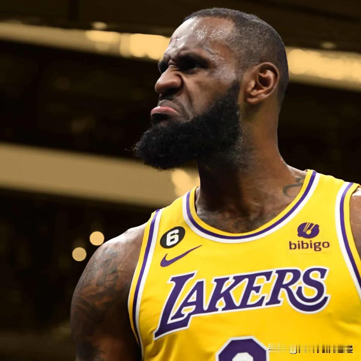 乔丹39岁 奇才无缘季后赛
科比 39 岁，从联盟退役
奥尼尔39 岁，从联盟退