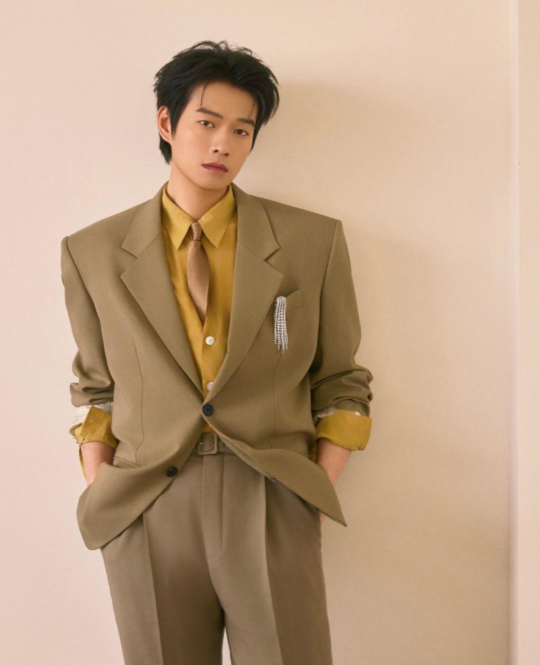 生日快乐～🎂新岁璀璨，闪耀同行✨魏大勋0412生日快乐