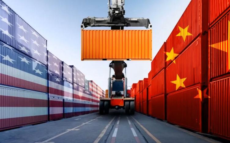 云南对美出口狂跌 71%，新疆暴增 265%！美国关税逼出产业链大转型！

20