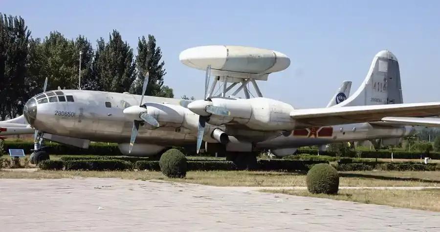 中国第一款国产预警机“空警一号”1971年6月首飞成功，
但从71年到79年，经