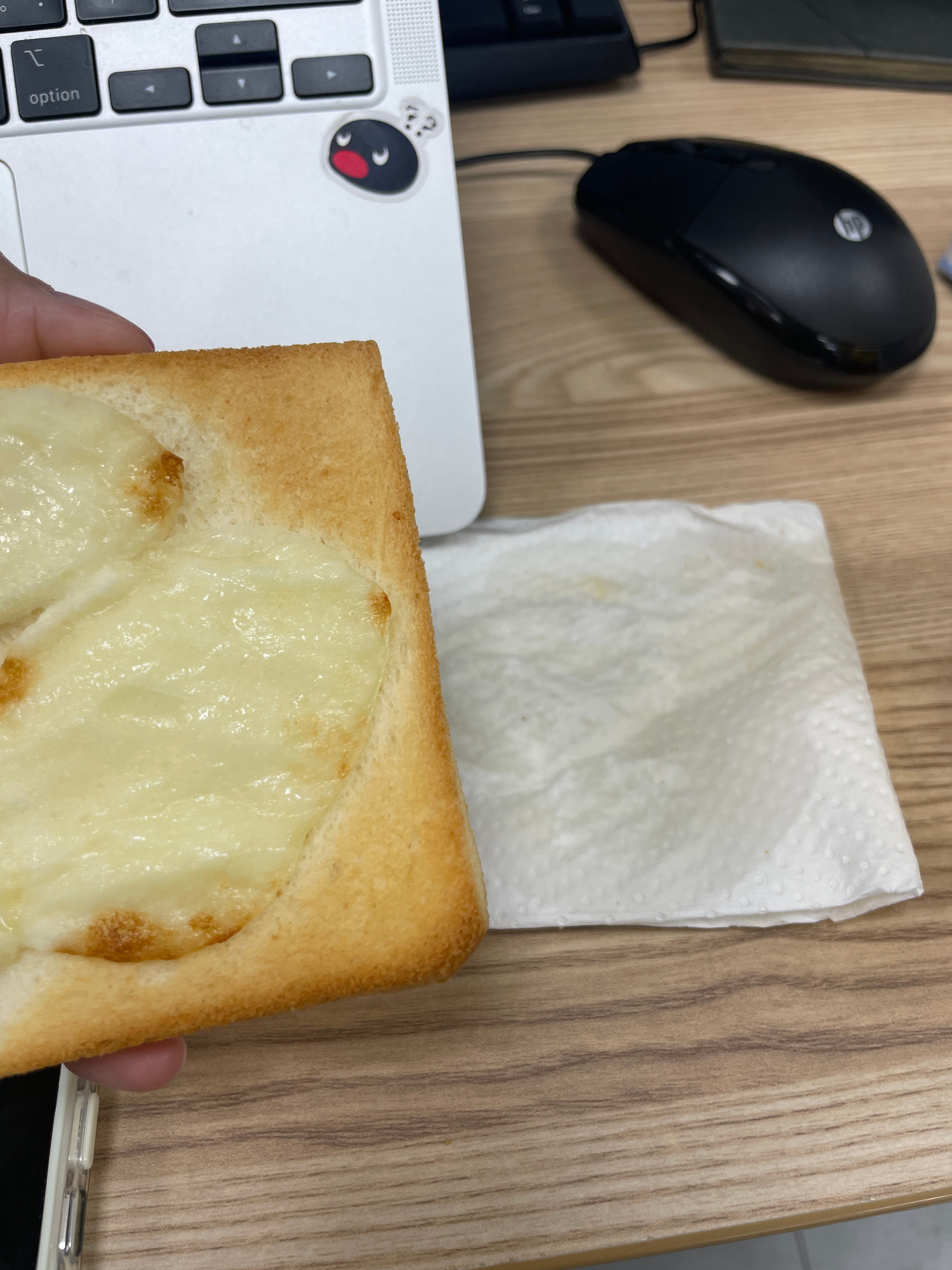 运营妹妹给我烤的减肥面包我问她入职以来瘦了吗她说一斤都没有这不就合理了 