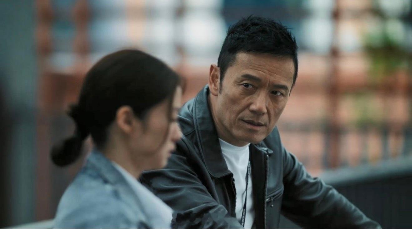 重案解密丨苗僑偉談與岑麗香合作疑明讚暗踩？爆唔識中文字狂NG 網民：有冇心做，明