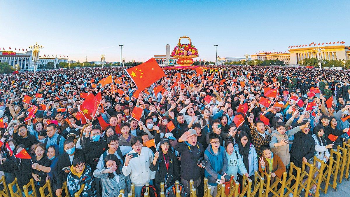 西方最怕的不是中国变强，而是14亿人都过上发达国家的生活。
奥巴马曾说“十多亿中