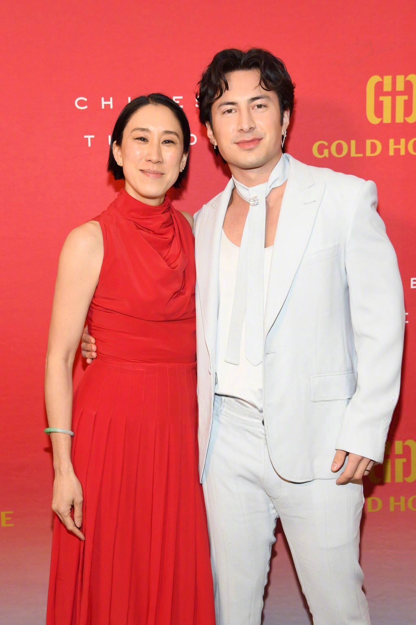 《巅峰对决》的主演Hudson Williams 迎来25岁生日。昨晚现身 Go