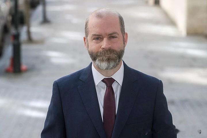 硬刚欧盟！
英国拒绝对中国汽车加税。
 
据英国《卫报》消息，英国商业和贸易大臣