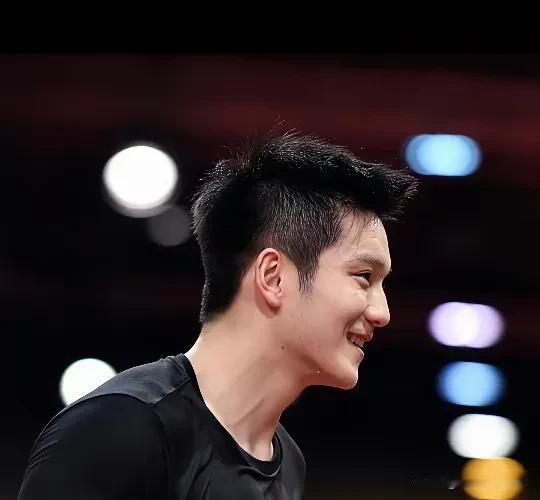 樊振东3：0林诗栋，继续开门红！

厦门站乒超联赛，樊振东与林诗栋给观众呈现了一