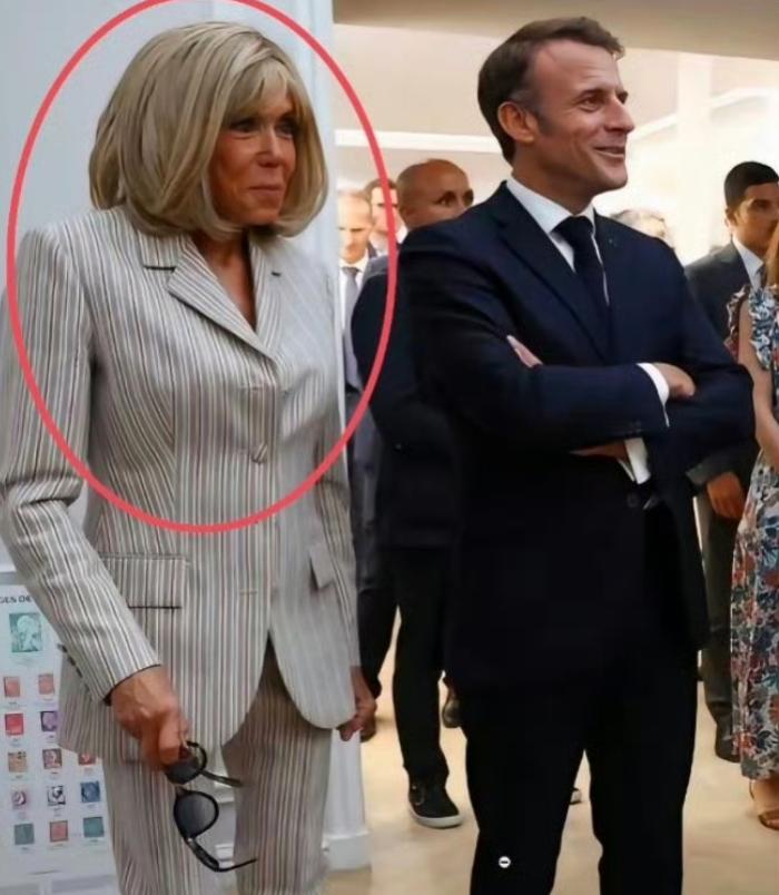 [浮云]法国第一夫人布丽吉特居然要被迫证明自己是女人！

这事儿听着简直离谱到没