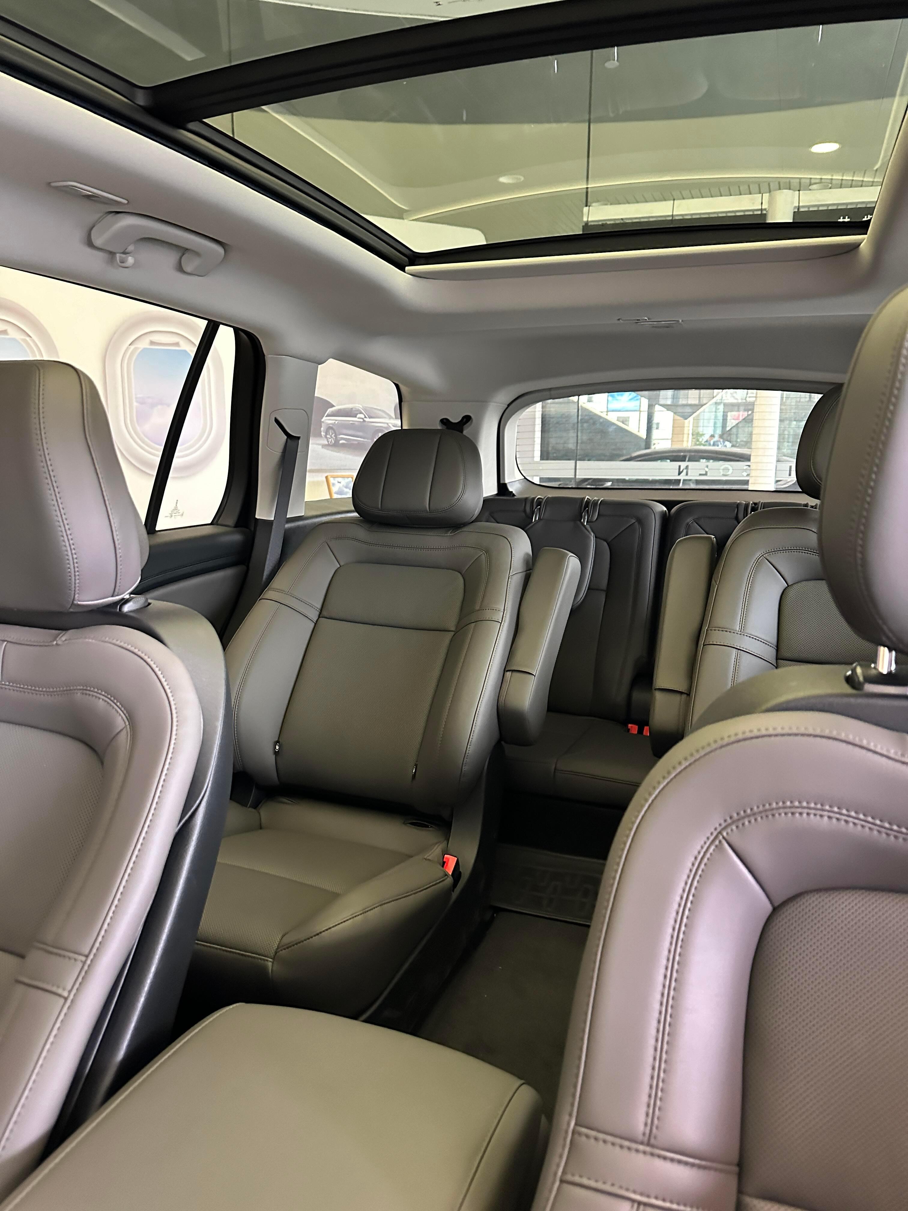 林肯飞行家 3.0T V6四驱高雅版 六座指导价549800全款落地444738
