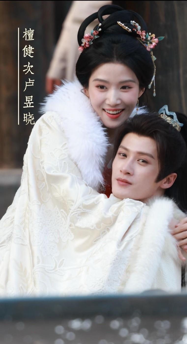 何不同舟渡要怎么火？这完全两姐妹，甚至卢昱晓还是那个姐姐 