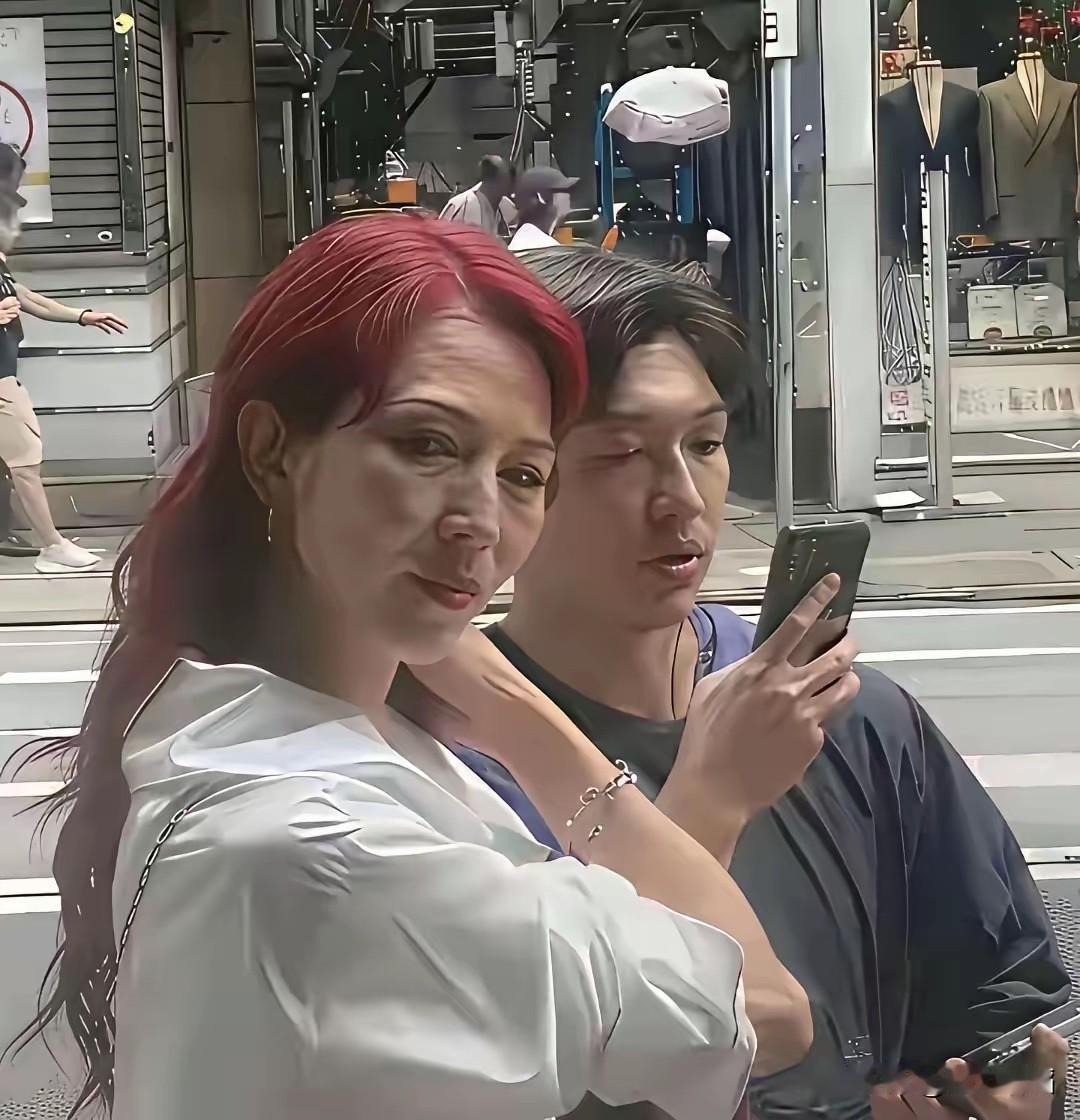 其实，任何一个人都会老，这是自然规律，值得每个人尊重！可是不合时宜的言行，违背大