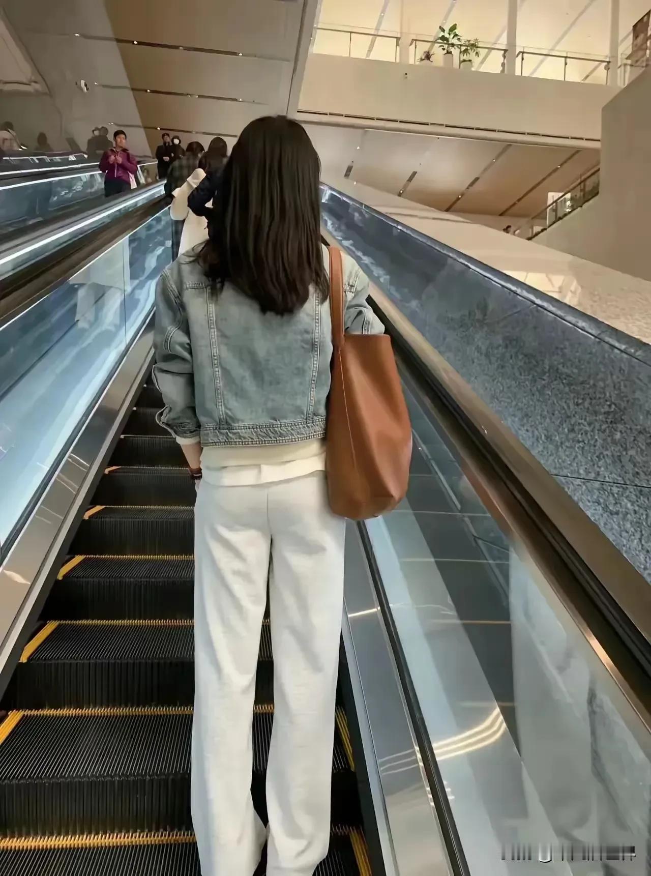 #为了什么奉献自己的一生?#