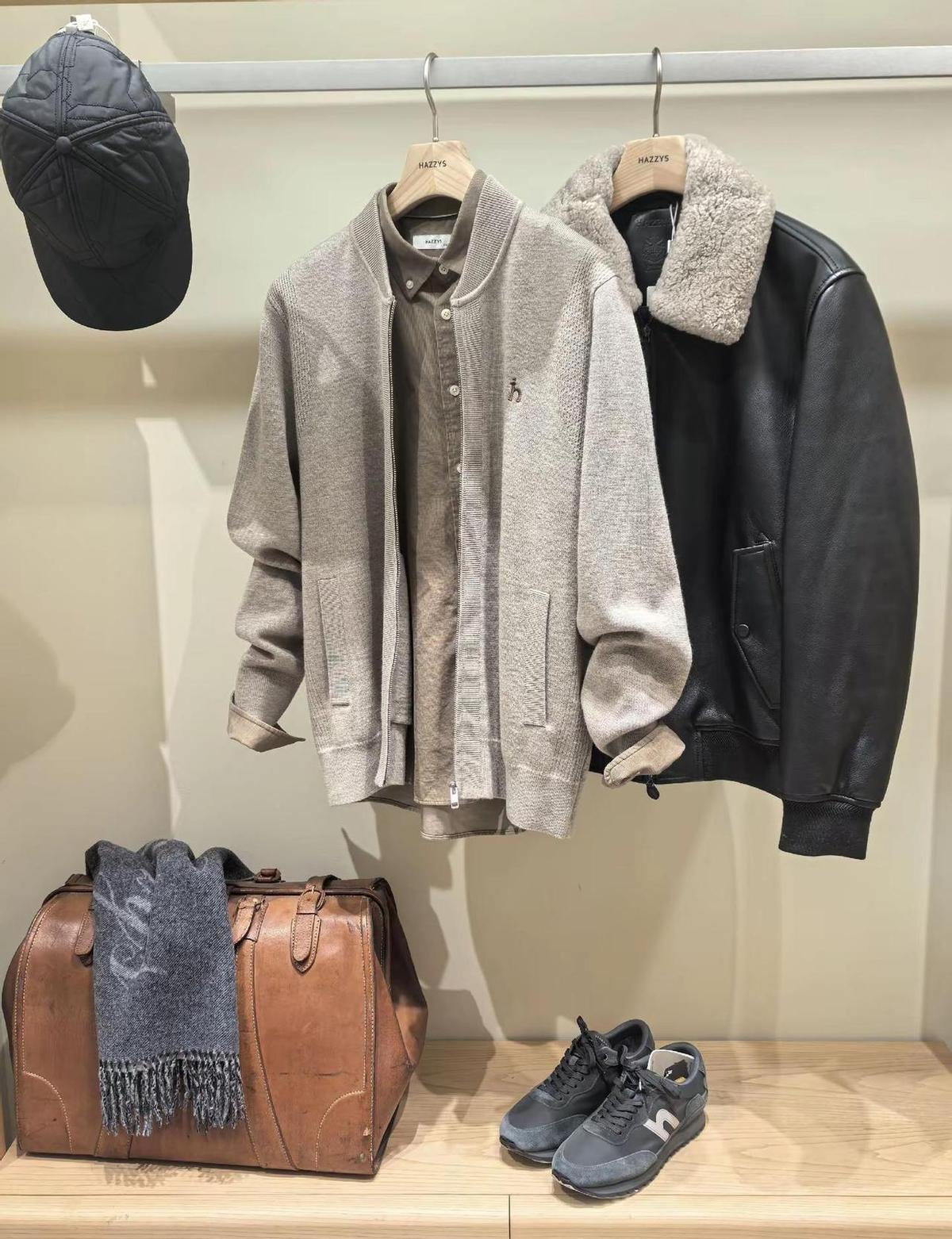 HAZZYS不靠喊“轻奢”骗人，衣服真能穿出质感。
羊毛混的大衣不扎人，西装不硬