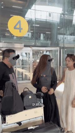 今天下午，解清栋带着老婆也赶到了泰国。听解梁静透露，七夕节快到了，明天清帅将向王