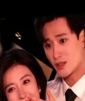 王格格和王皓祯的成功不靠绯闻炒作，而是用实力和真诚赢得了观众的心。

这在娱乐圈