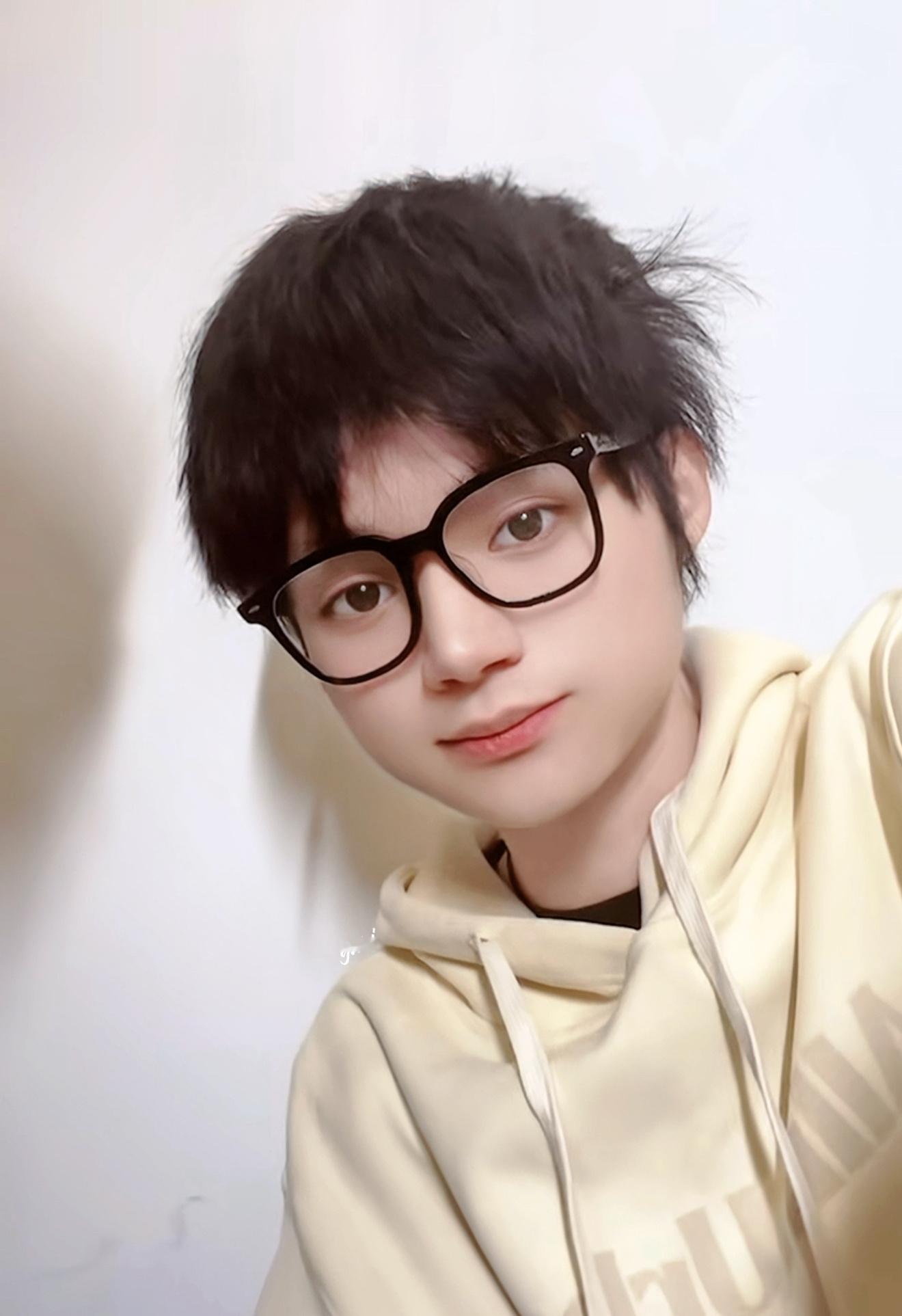 长生小耗子时期萌萌的
