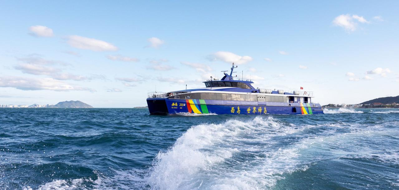 如果你问我什么时候最适合来西岛，我会说：随时。
今天在西岛晃了一天，没有任何计划