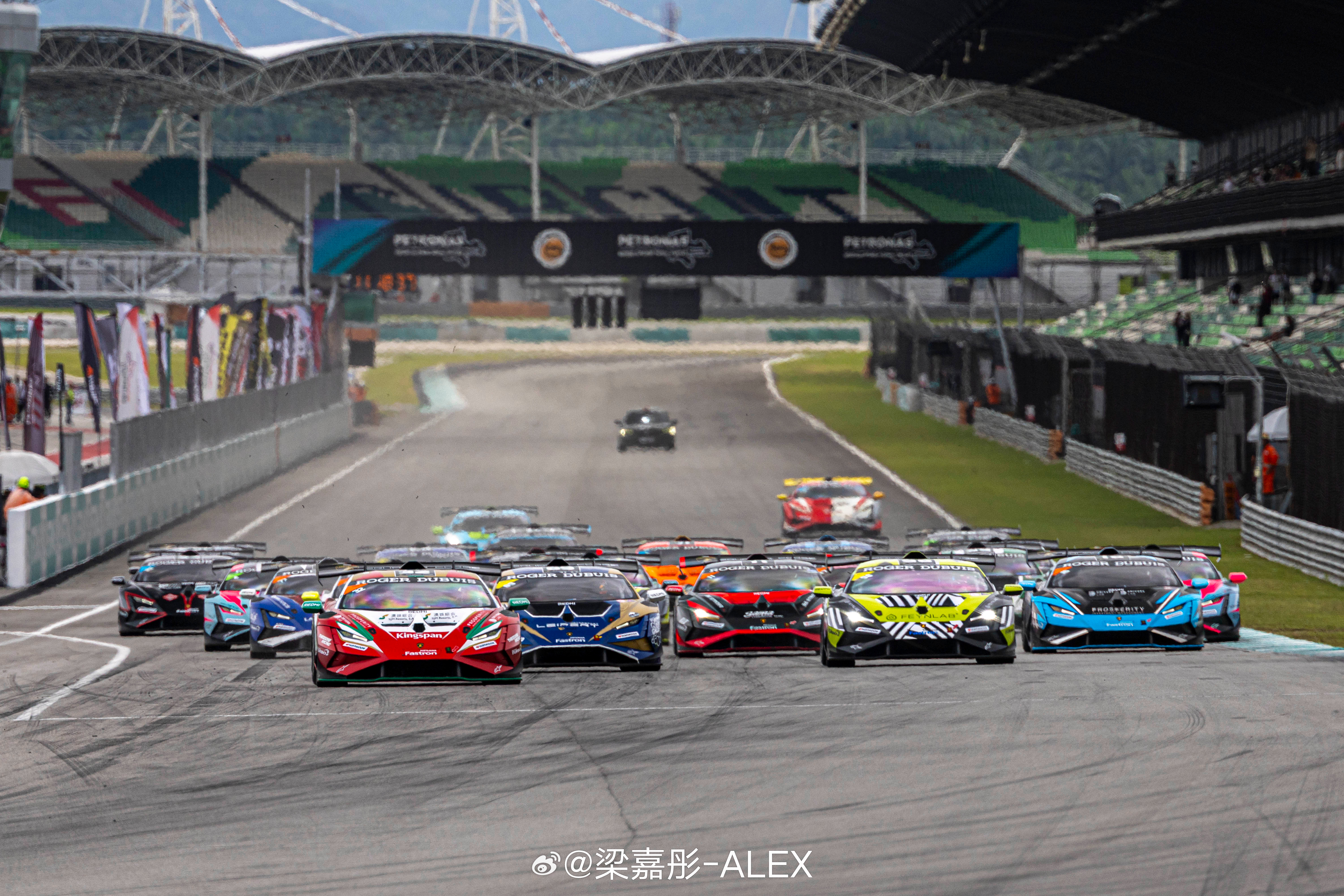 兰博基尼Super Trofeo Asia马来西亚雪邦站结束，第二回合正赛由于队