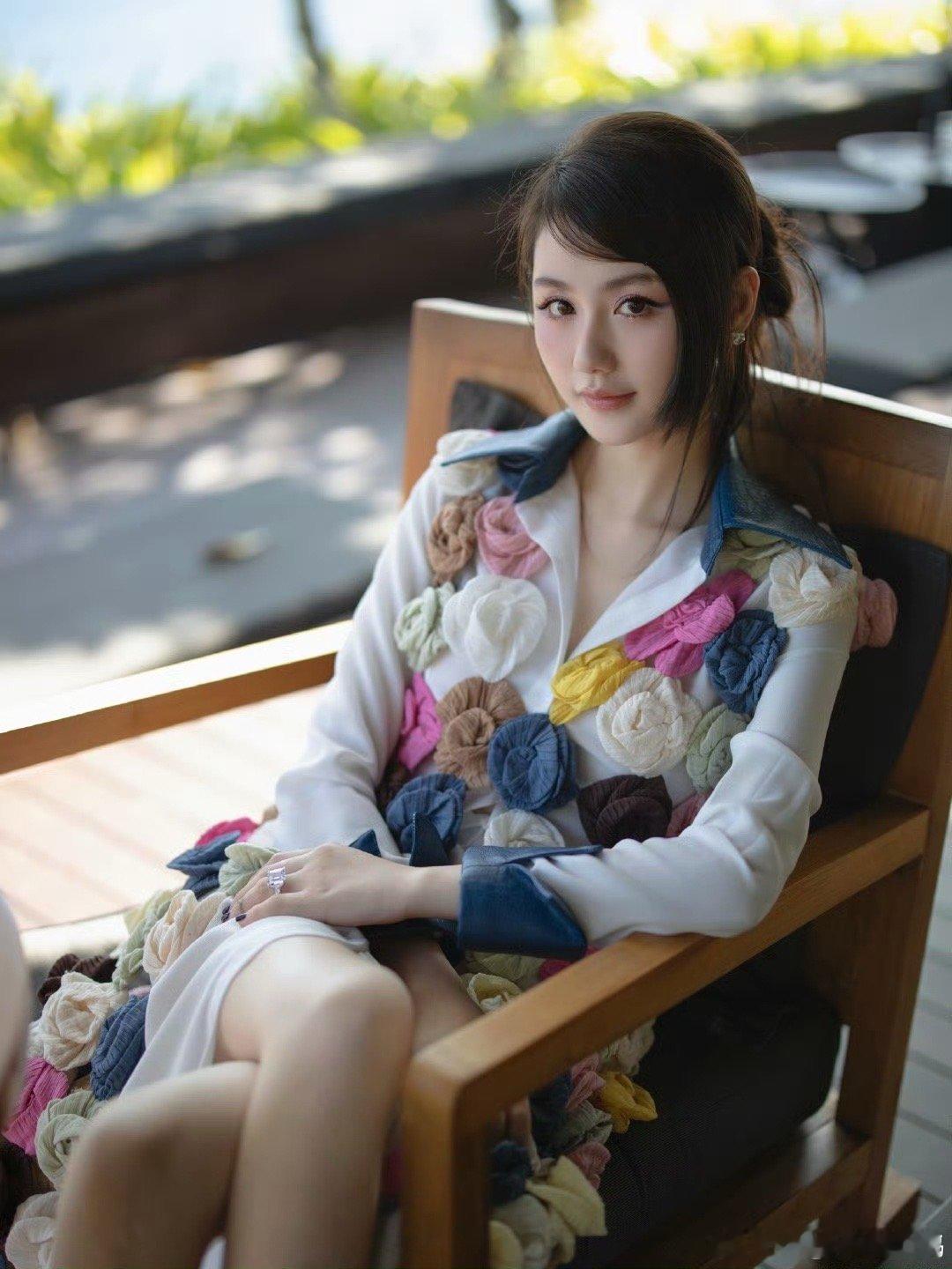人民币养人 ​​​