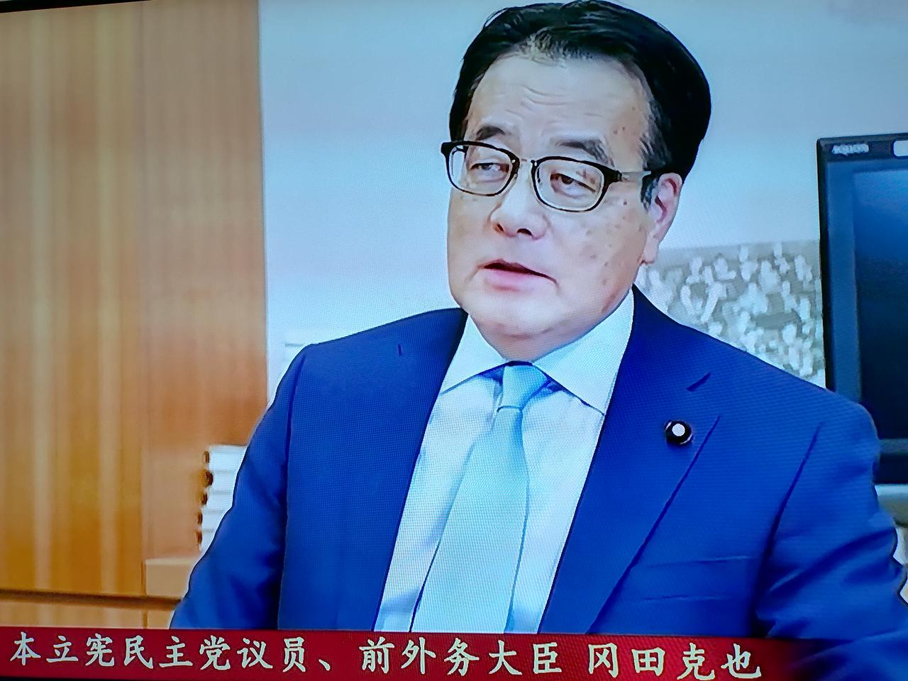 日本人很快就招架不住了！逼宫

日本首相高市早苗发表错误言论之后，中国外交部多次