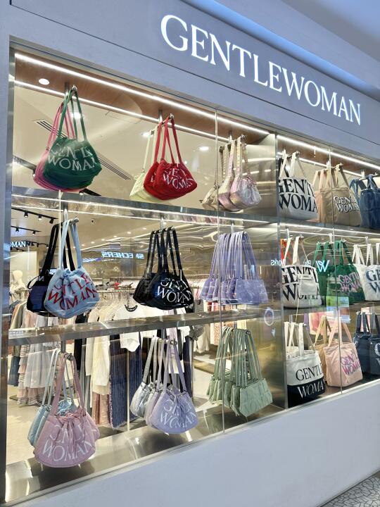 普吉岛gentlewoman真的太好买了！货好全！