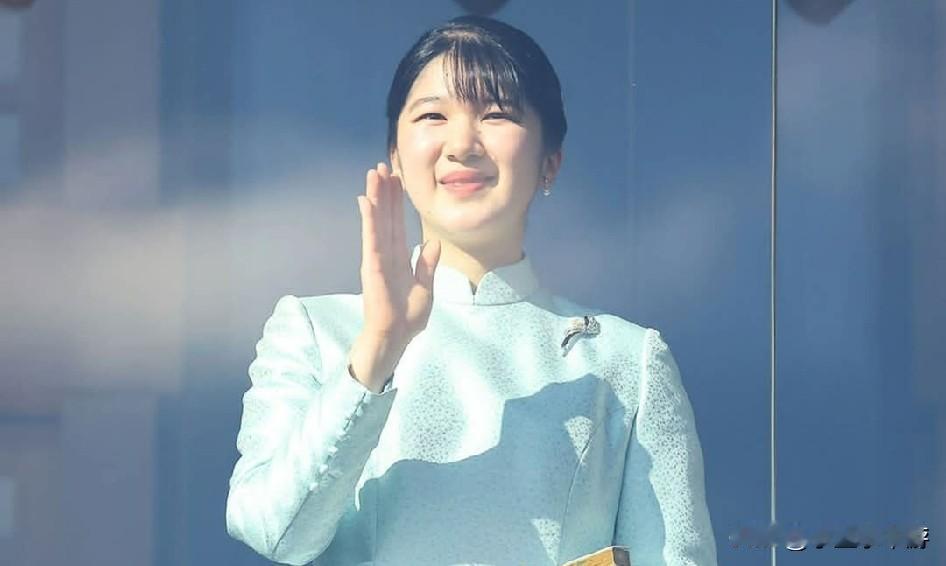 日本民调：多数民众支持修改皇室典范，认可女性天皇
 

 
近期日本多家媒体与共