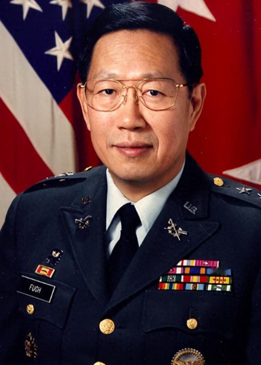 美国首位华裔将军傅履仁：满族富察氏，访华为省门票钱自称中国人。[无辜笑]
 
傅