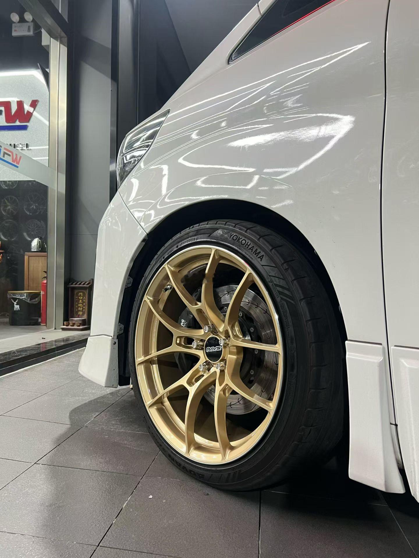 埃尔法 升级20寸全新日本Rays G025 锻造大哥的新年礼物🎁 开心