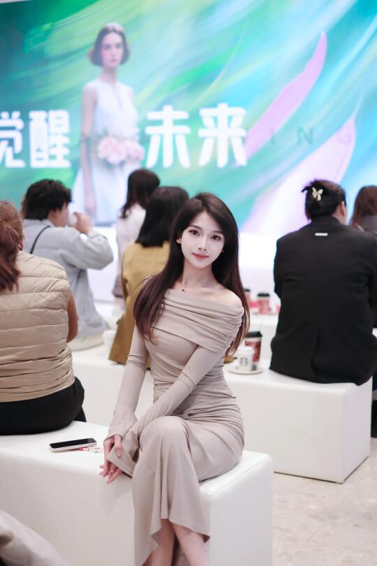 觉醒未来🦋时髦精原来在天虹🛍️