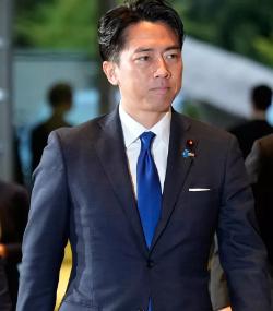 6月30日，日本防卫大臣小泉进次郎对中方追加对20家企业和机构的做法，做出了日方