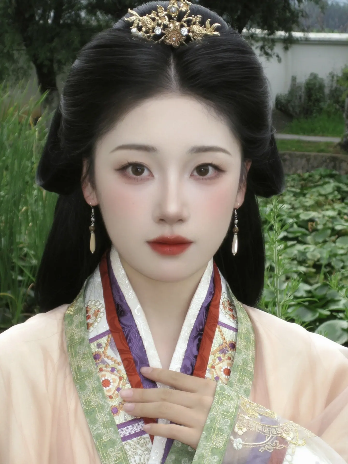 “曲有误，周郎顾。终究是谈了一曲错曲。”