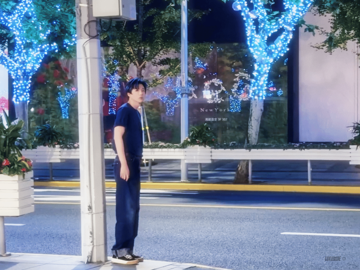 刘宇宁  周末愉快～🌹十分想念刘宇宁～^_^刘宇宁