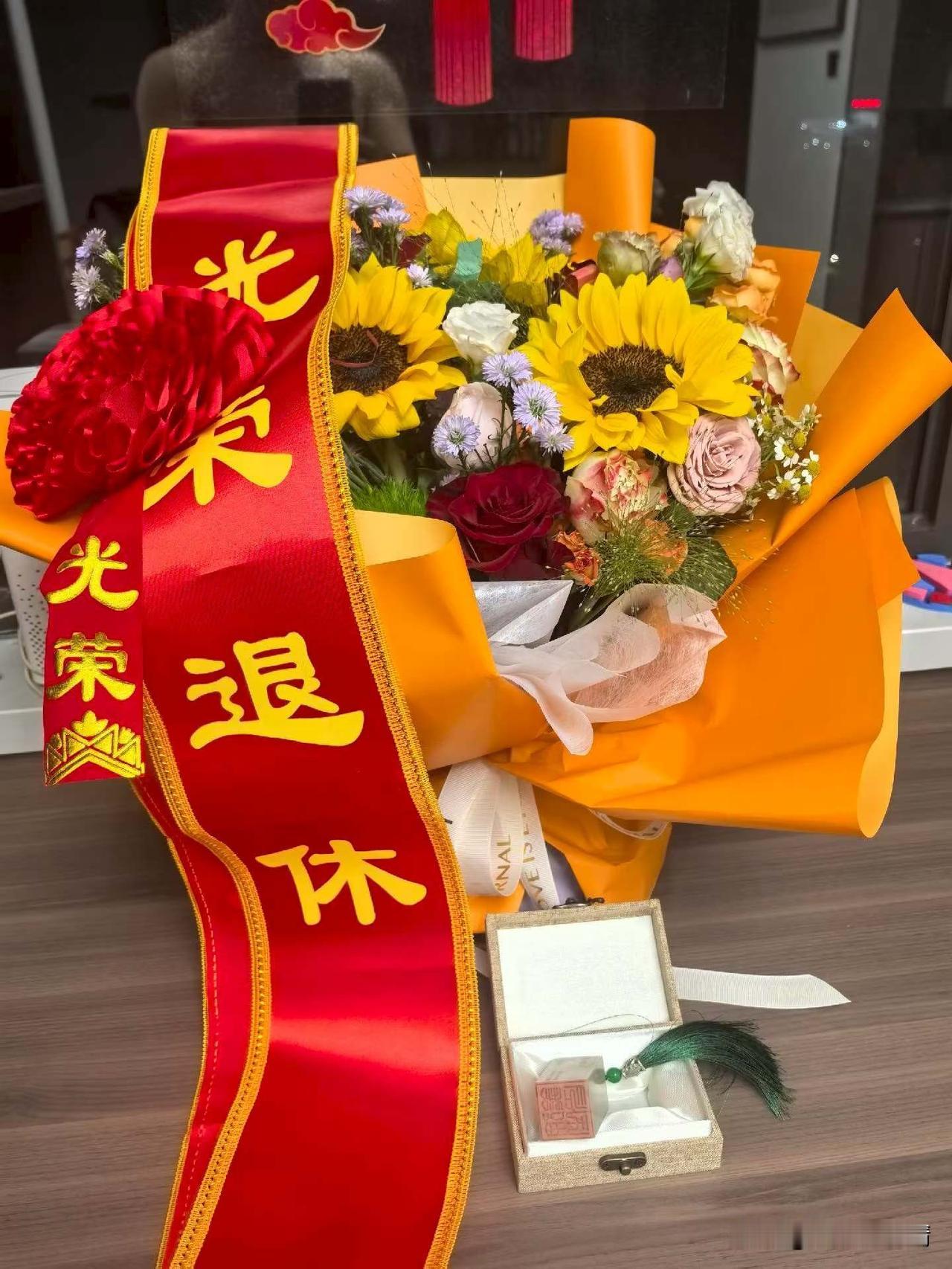 一个退休老师的心里话：从明天起，做一个幸福的人
（作者    徐生义）
从明天起