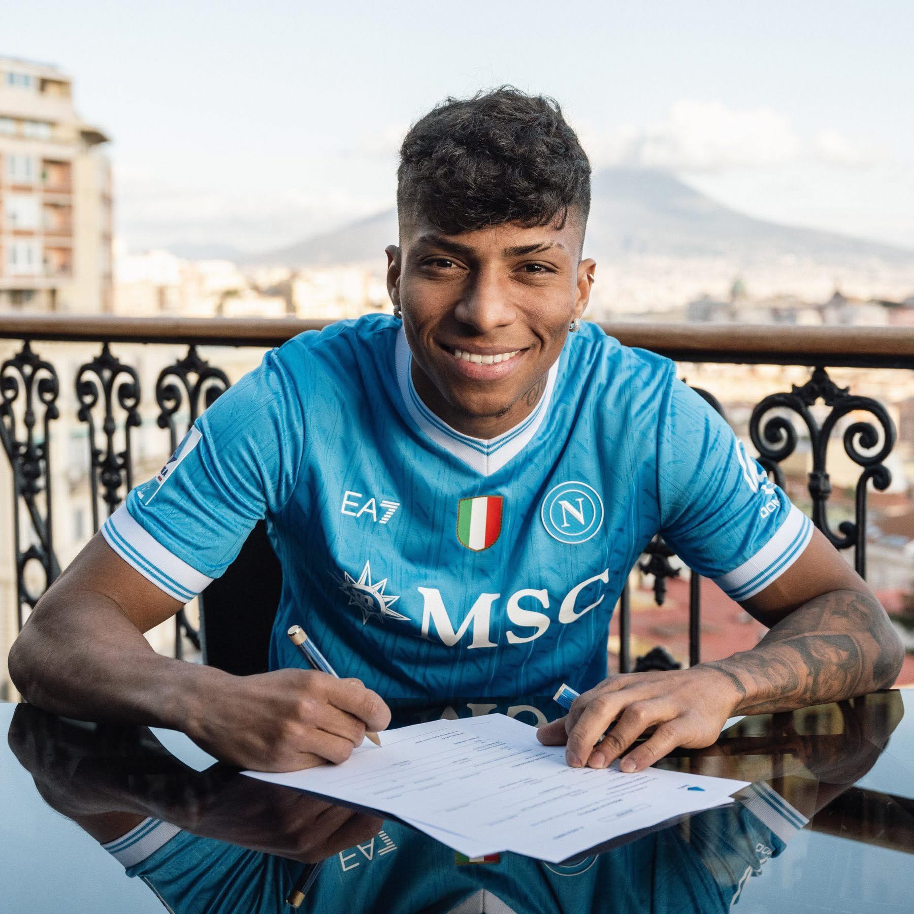 拿坡里官方宣布，從士砵亭引入23歲巴西翼鋒 艾利臣山度士（Alisson San