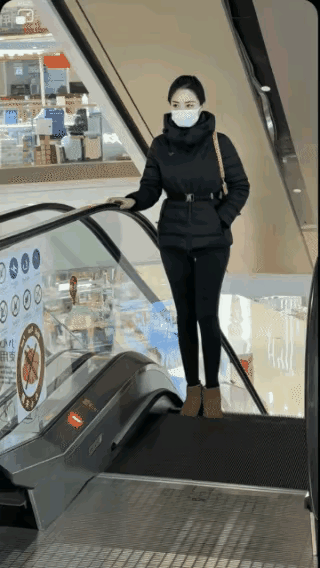 高冷，气质拿捏的死死的，不知道什么样子的男人才是她理想型