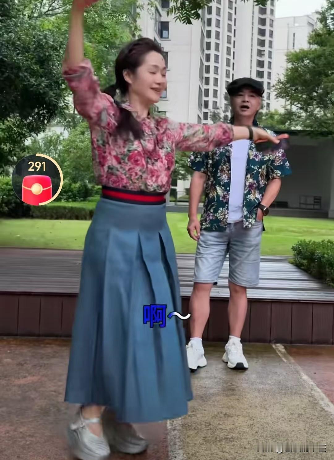 武艺爸妈好有趣啊，之前武艺妈妈参加综艺节目，提起了和武艺爸爸的关系，武艺说他们两