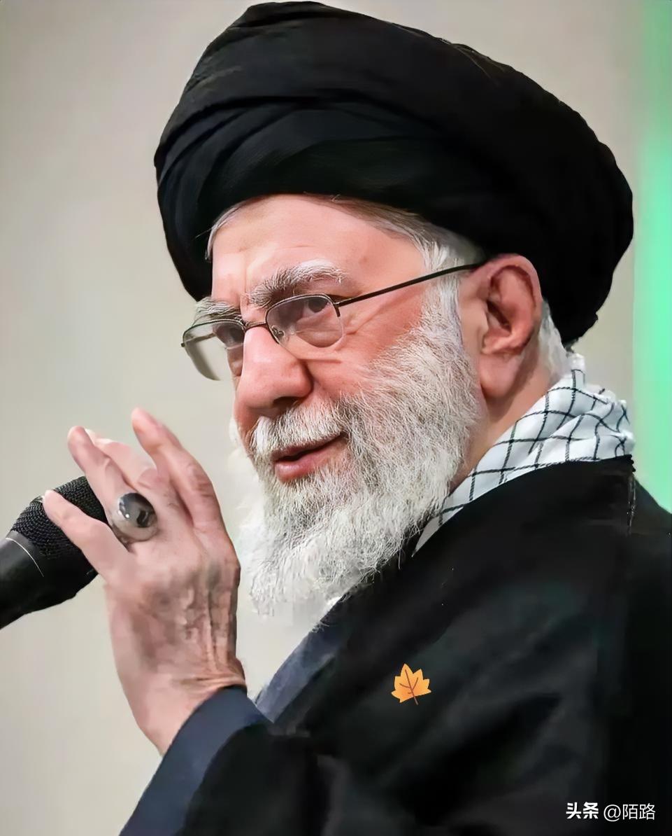 没人想到，伊朗这轮反击会挑在这个节骨眼，更没人想到，掏出的竟是这张底牌。

当地