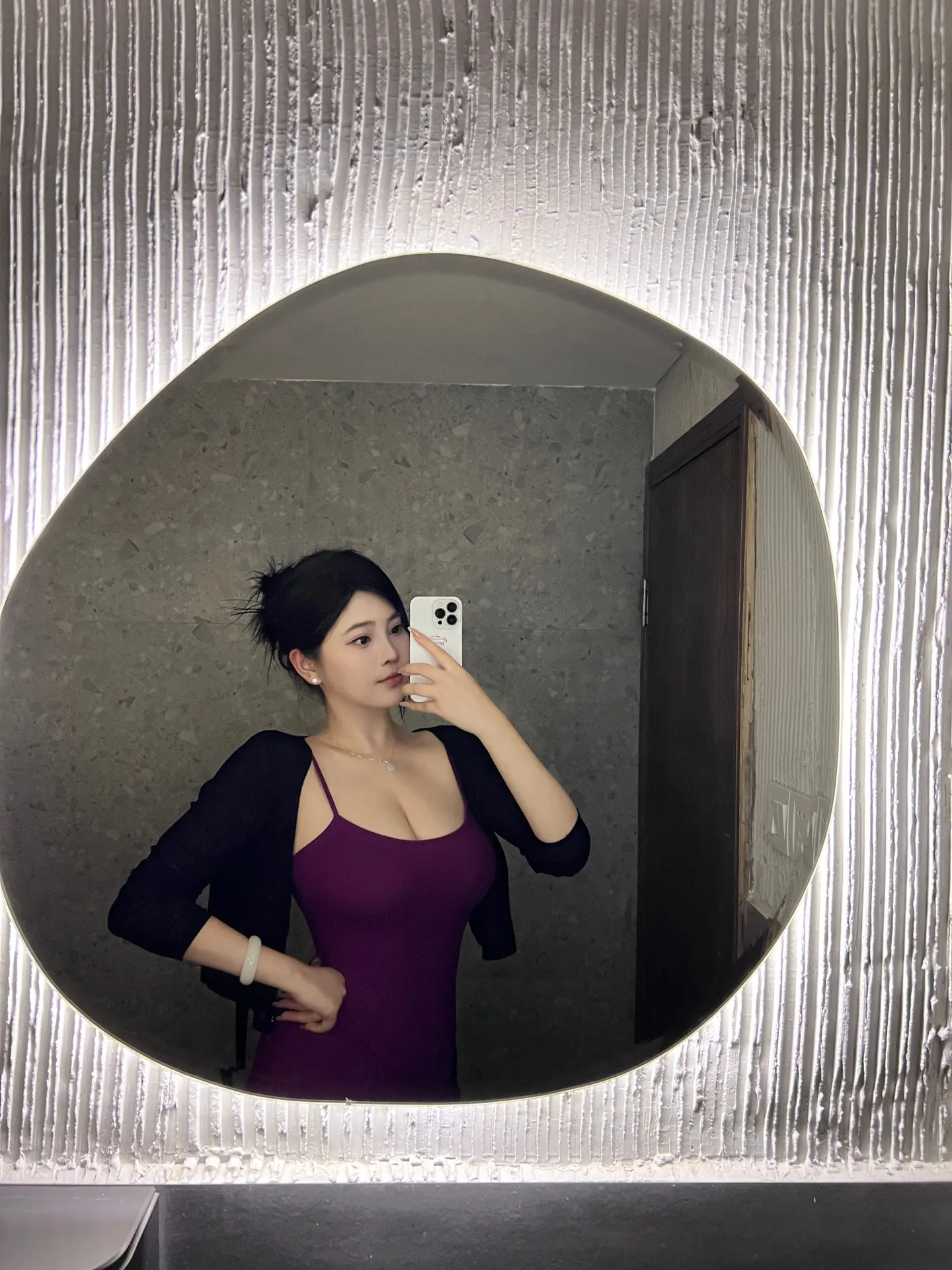 你憔悴 我替你明媚