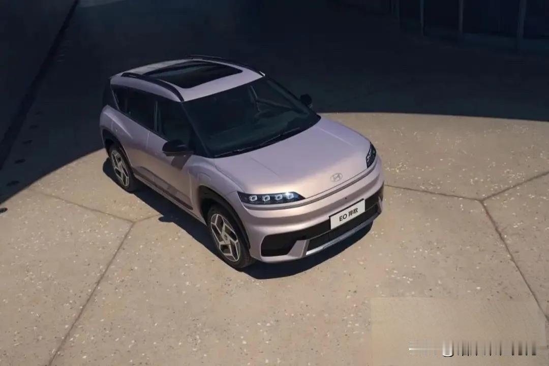 说起EO羿欧可能还有点陌生，但北京现代可是家喻户晓的老牌子了。这款纯电紧凑型SU