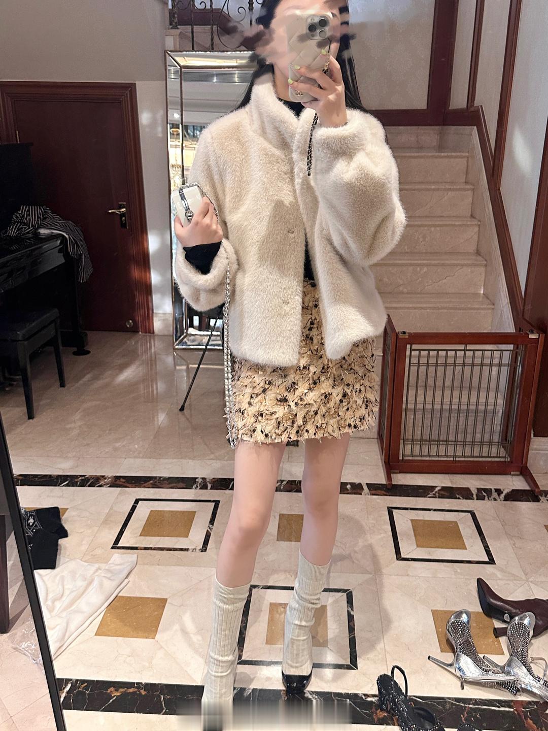 一些今天搭配的随手拍 这期质感真的绝了！！！bc羊绒羽绒服 羊羔毛领子可拆卸 未