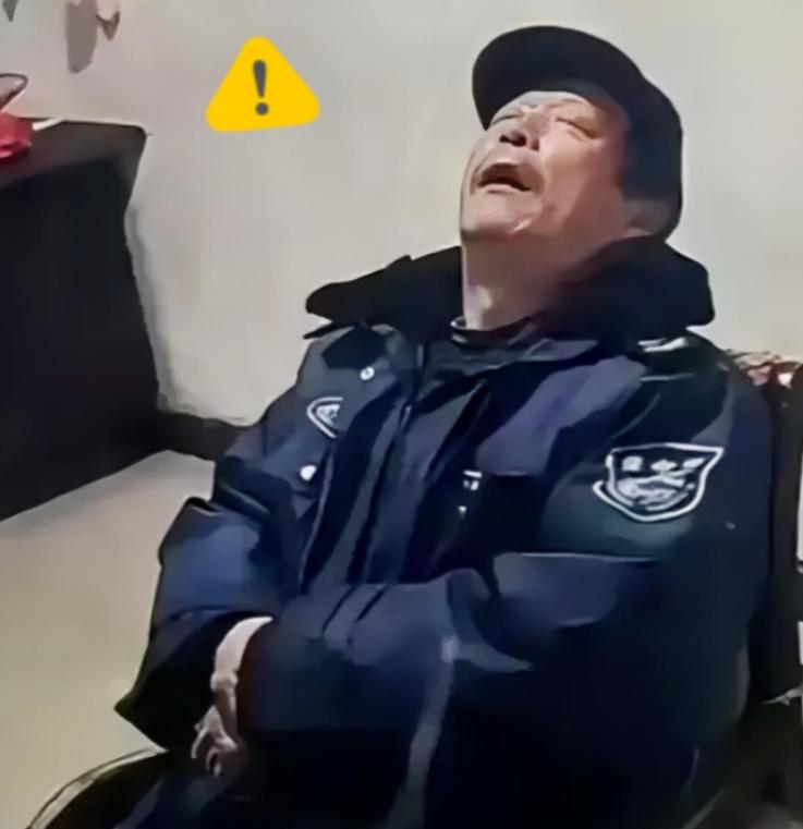 “毫无人性！连正常生理需求都不放过！”2022年，广东清远，60岁大爷做保安三年