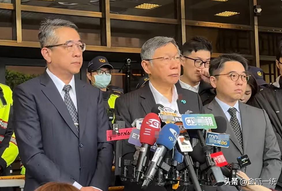 黄国昌被侦讯  柯文哲批民进党操弄司法：我一定焦土政策

针对民众党主席黄国昌今