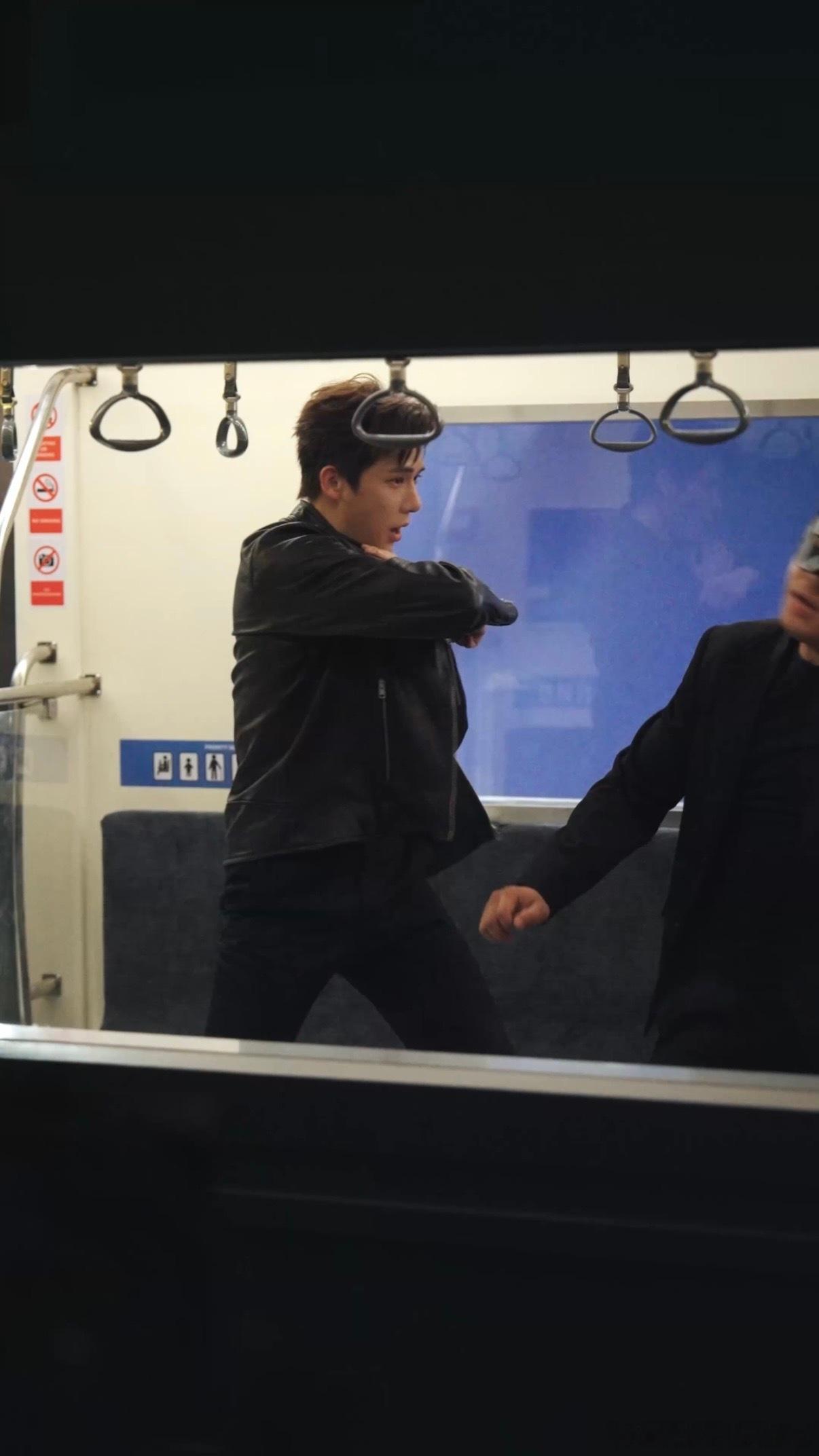 王安宇姚安娜华为先锋大使 王安宇姚安娜成为华为Pura X Max先锋大使，两个