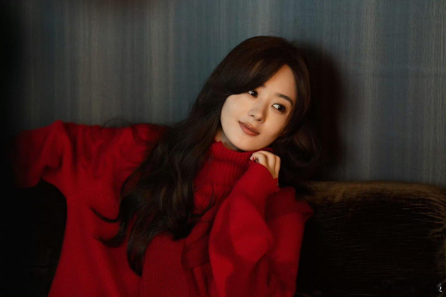 赵丽颖红毛衣造型赵丽颖暖意抵达 看看吧看吧 