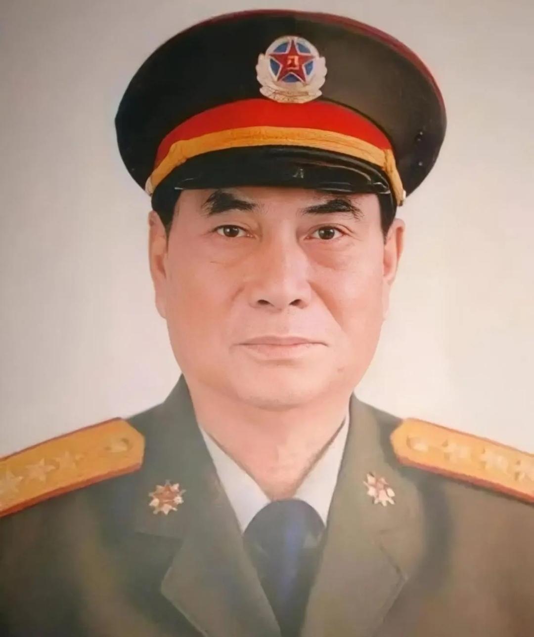 都是上将军衔，人跟人差距咋就这么大？！
前不久，军事法院对中央军委原委员、原国务