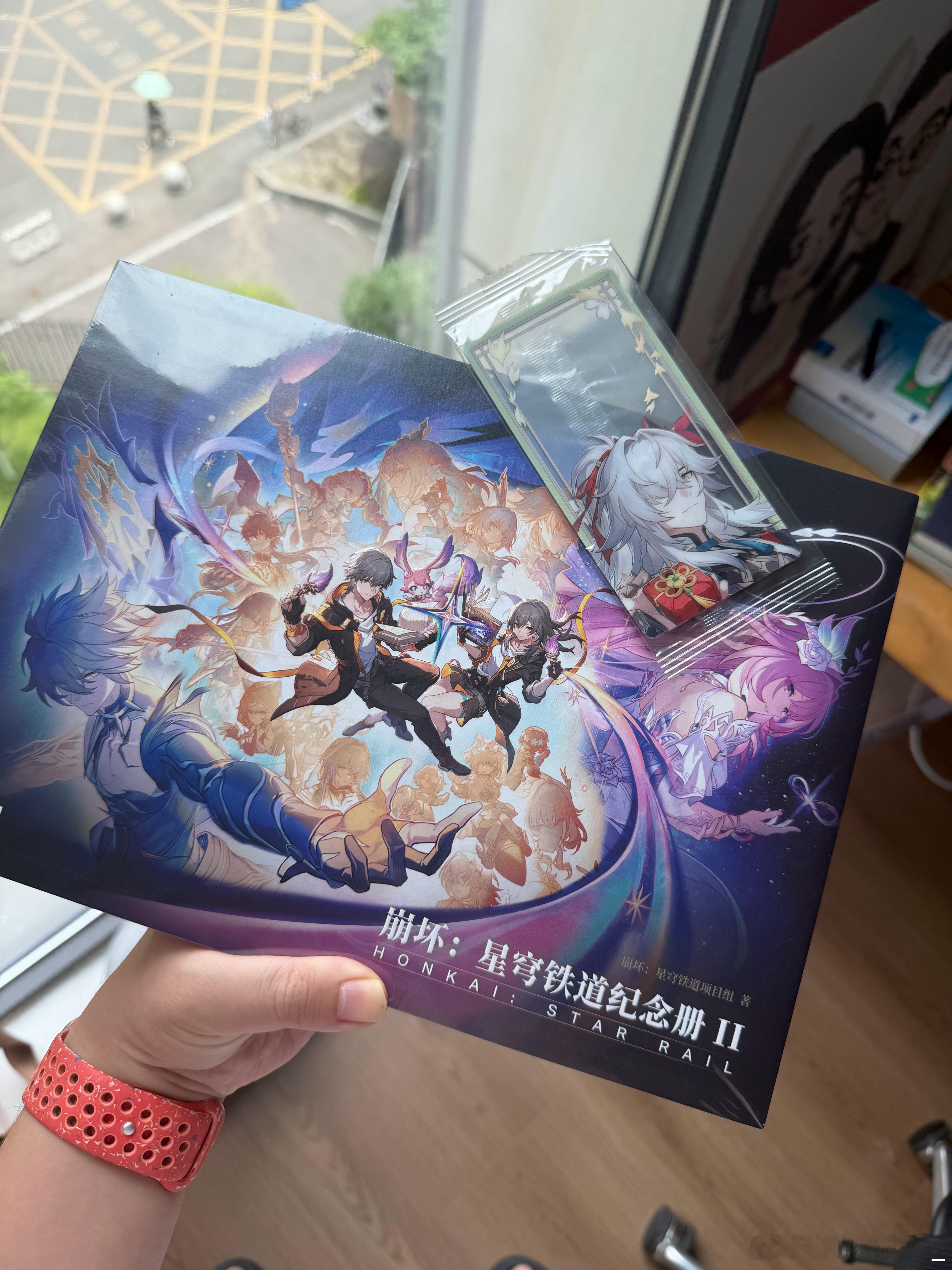 这应该是星铁铁粉的最应该每年拿到的东西吧